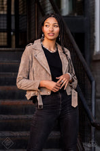 Load image into Gallery viewer, Magnificent Musings - Complete Trend Blend- December 2021- White
