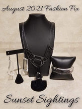 Load image into Gallery viewer, Sunset Sightings - Complete Trend Blend-August2021-Black
